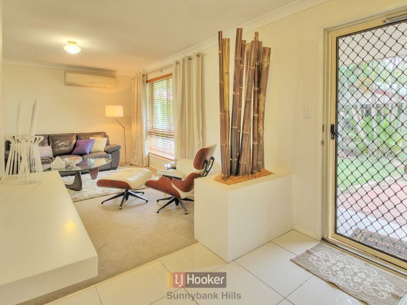 17 Stirling Street, Sunnybank Hills QLD 4109