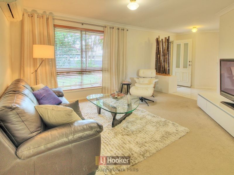 17 Stirling Street, Sunnybank Hills QLD 4109