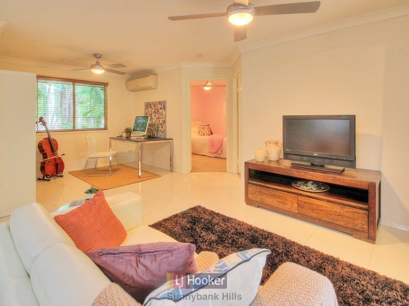 17 Stirling Street, Sunnybank Hills QLD 4109