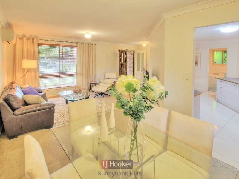 17 Stirling Street, Sunnybank Hills QLD 4109