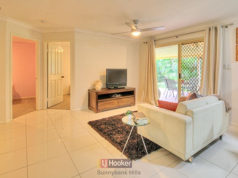17 Stirling Street, Sunnybank Hills QLD 4109