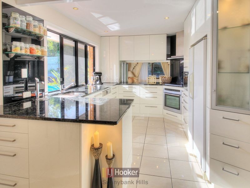 12 Coolidge Court, Stretton QLD 4116