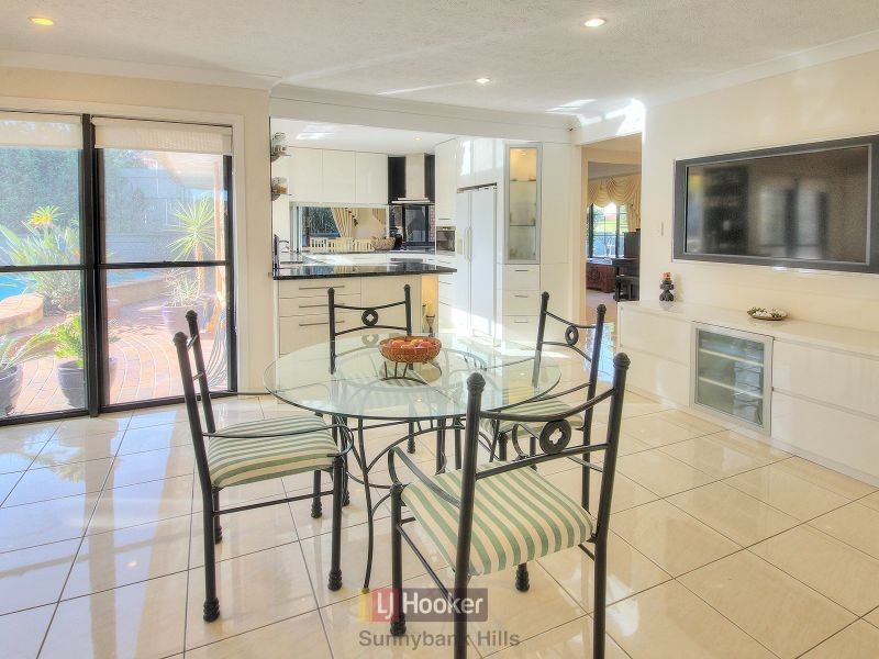 12 Coolidge Court, Stretton QLD 4116