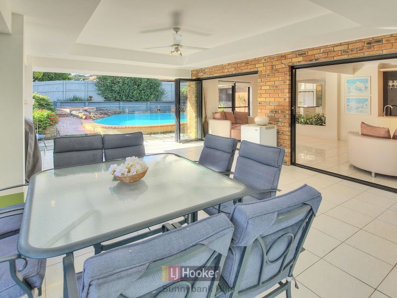 12 Coolidge Court, Stretton QLD 4116