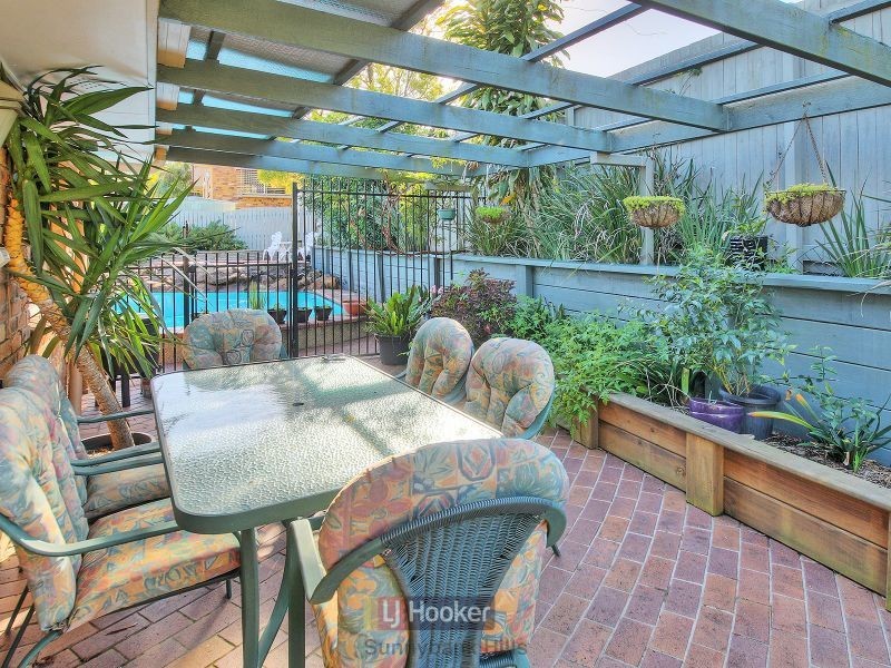 12 Coolidge Court, Stretton QLD 4116