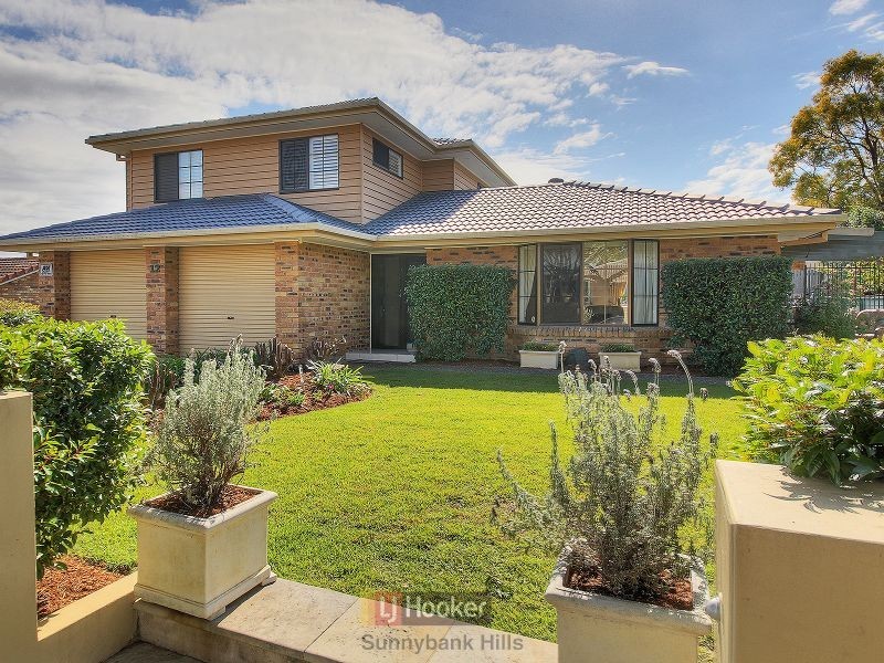 12 Coolidge Court, Stretton QLD 4116