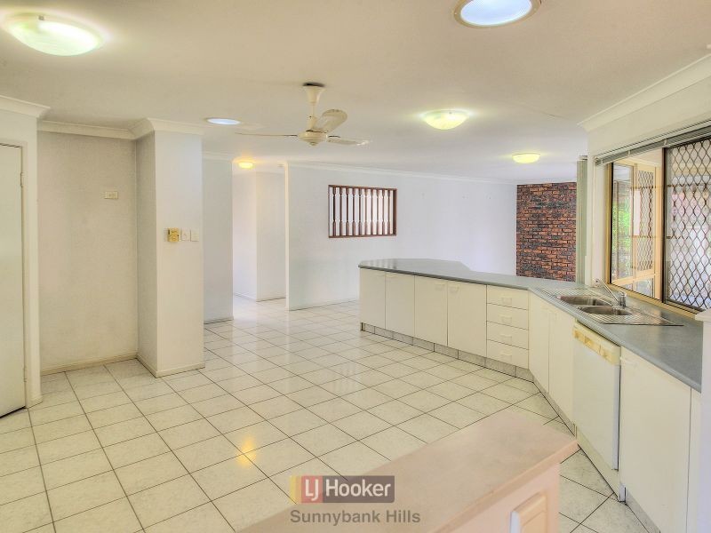 14 Bottletree Place, Calamvale QLD 4116