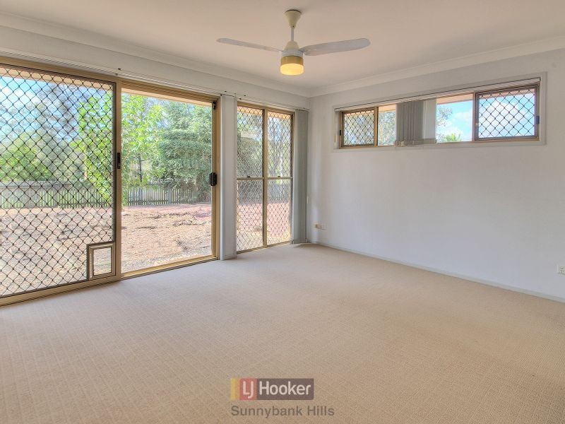 14 Bottletree Place, Calamvale QLD 4116
