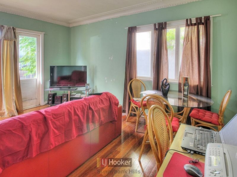 41 Weaver Street, Coopers Plains QLD 4108