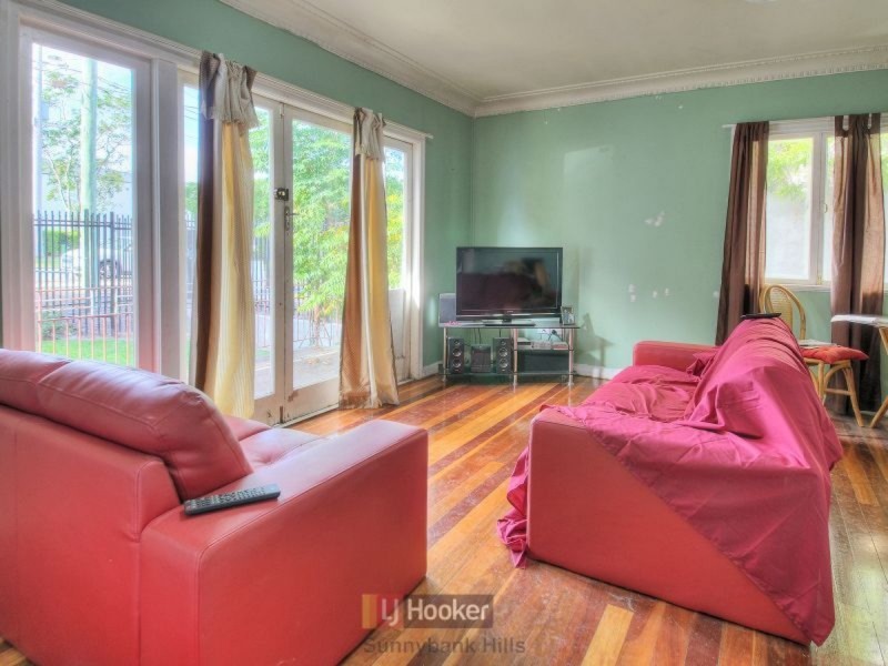 41 Weaver Street, Coopers Plains QLD 4108