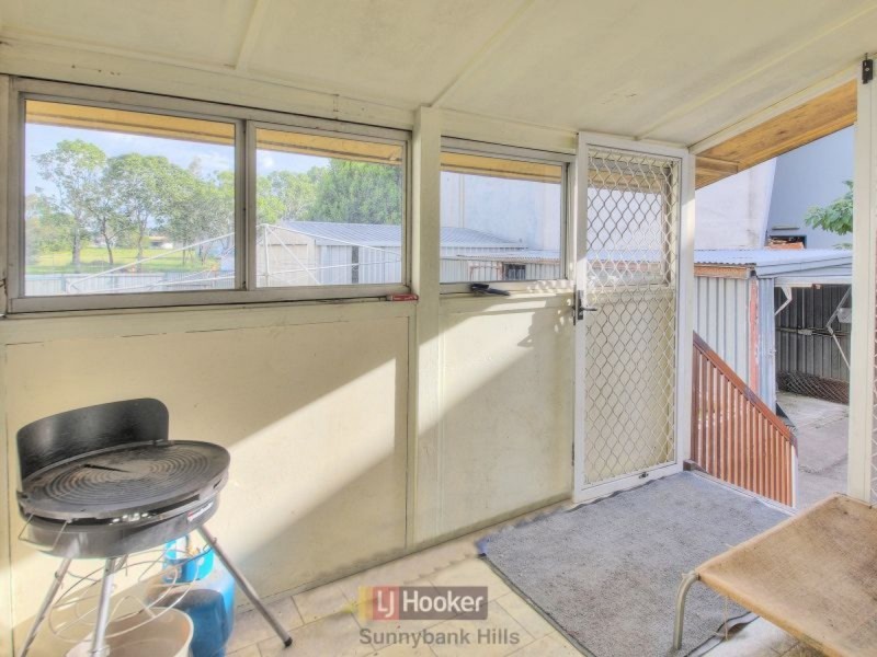 41 Weaver Street, Coopers Plains QLD 4108