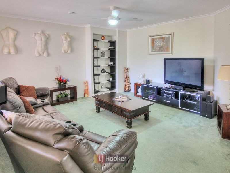 10 Bougainvillea Street, Calamvale QLD 4116