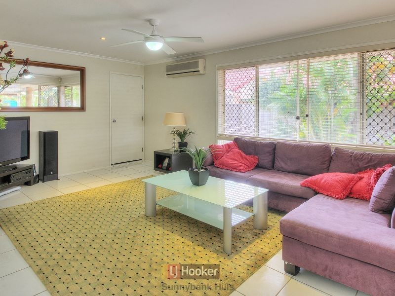 10 Bougainvillea Street, Calamvale QLD 4116