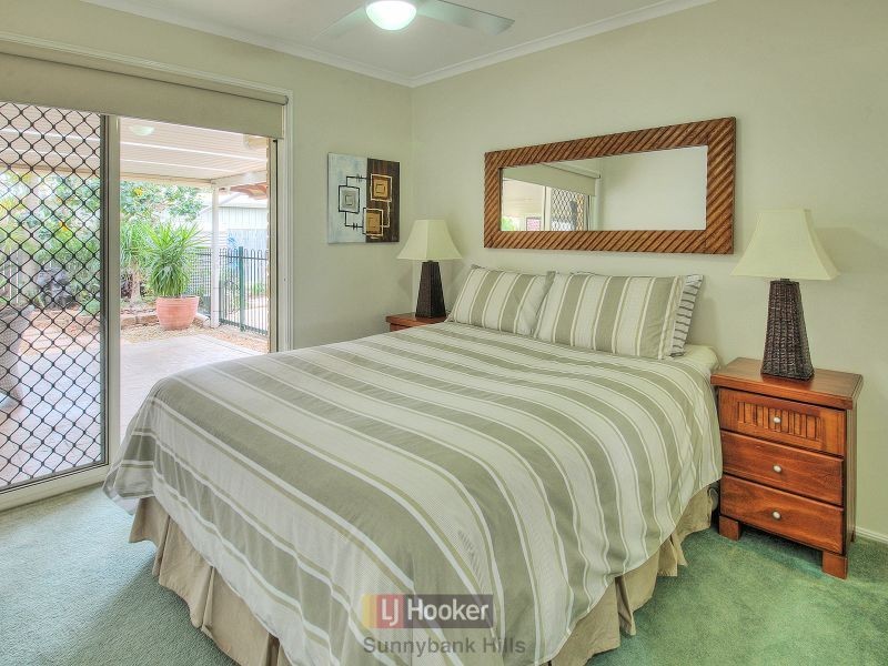 10 Bougainvillea Street, Calamvale QLD 4116