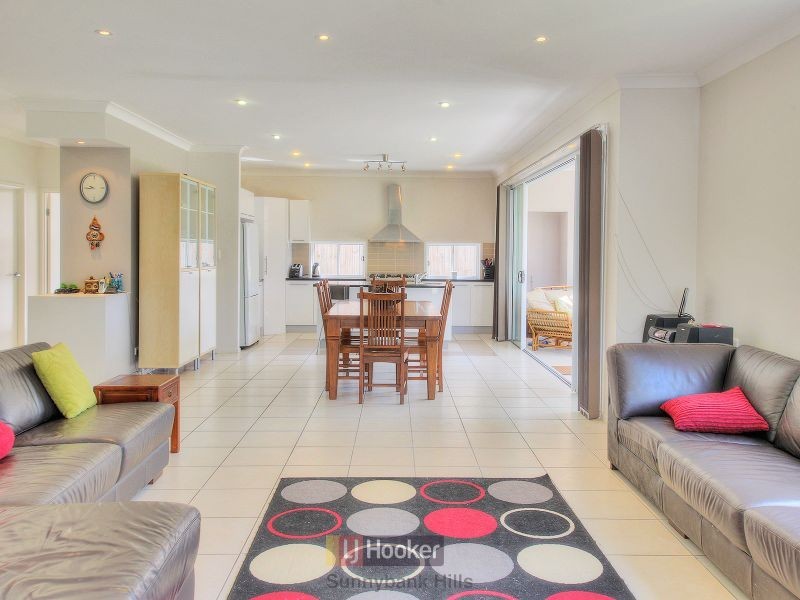 222 Benhiam Street, Calamvale QLD 4116