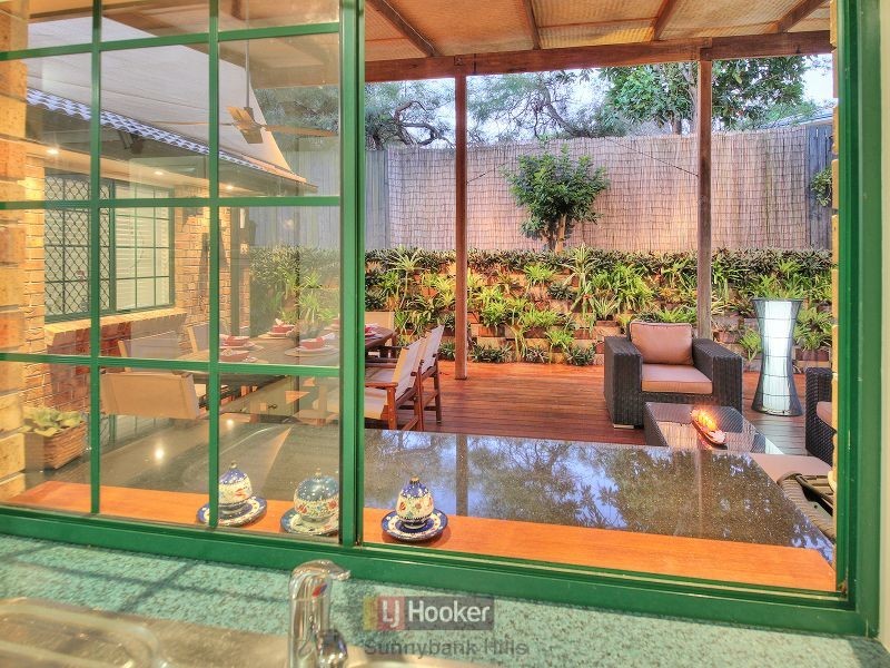 15 Sester Place, Runcorn QLD 4113