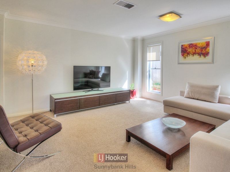 6 Lillydale Place, Calamvale QLD 4116