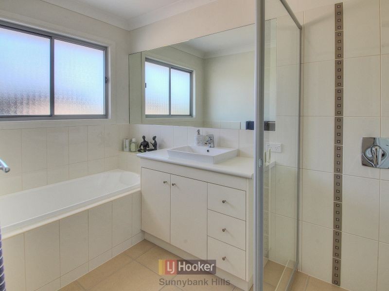 6 Lillydale Place, Calamvale QLD 4116