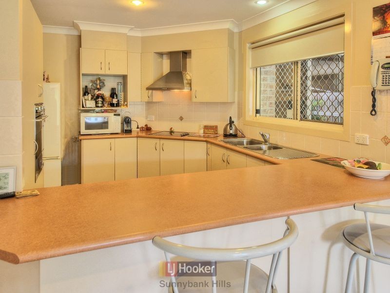 50 Tallowood Way, Sunnybank Hills QLD 4109