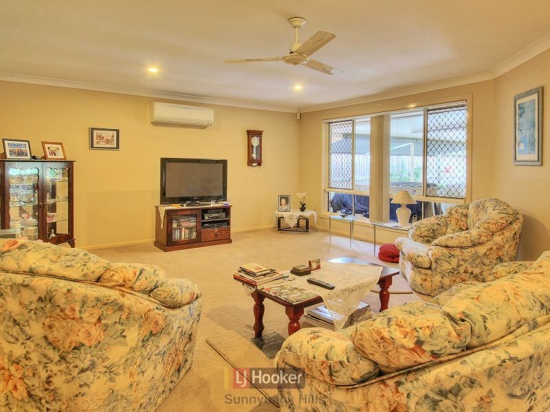 50 Tallowood Way, Sunnybank Hills QLD 4109
