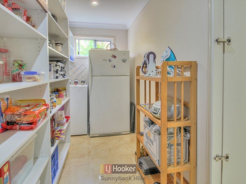 10 Tiberius Court, Parkinson QLD 4115