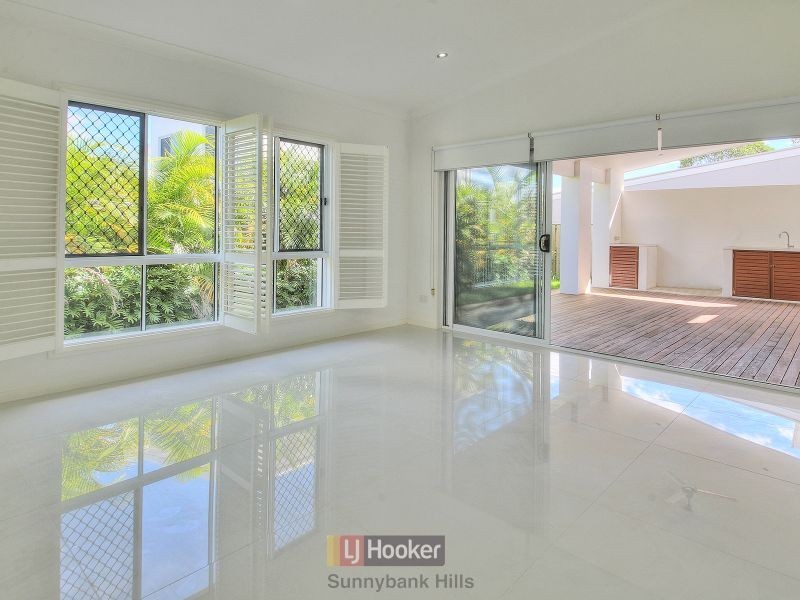 19 Settler Street, Eight Mile Plains QLD 4113