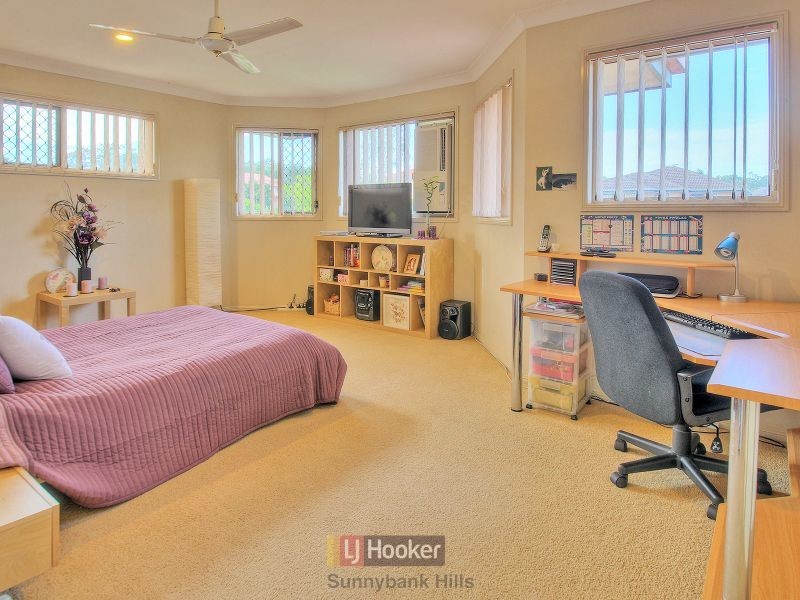 36 Lichfield Place, Parkinson QLD 4115