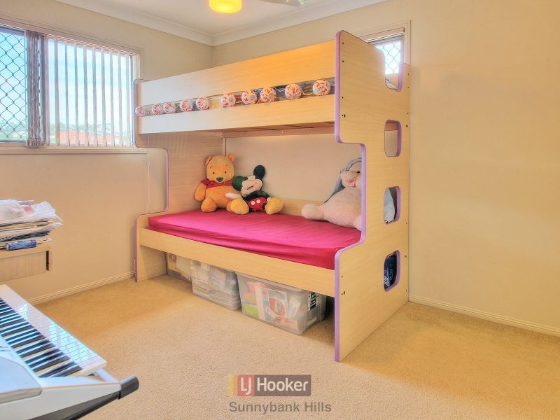 36 Lichfield Place, Parkinson QLD 4115