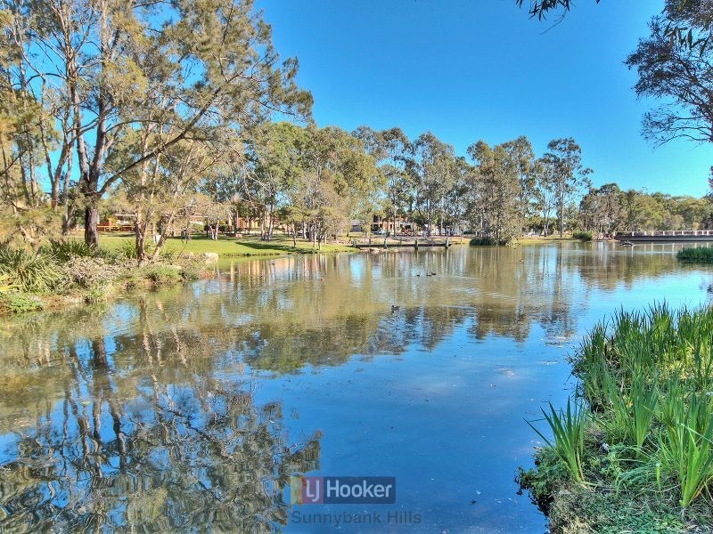 36 Lichfield Place, Parkinson QLD 4115