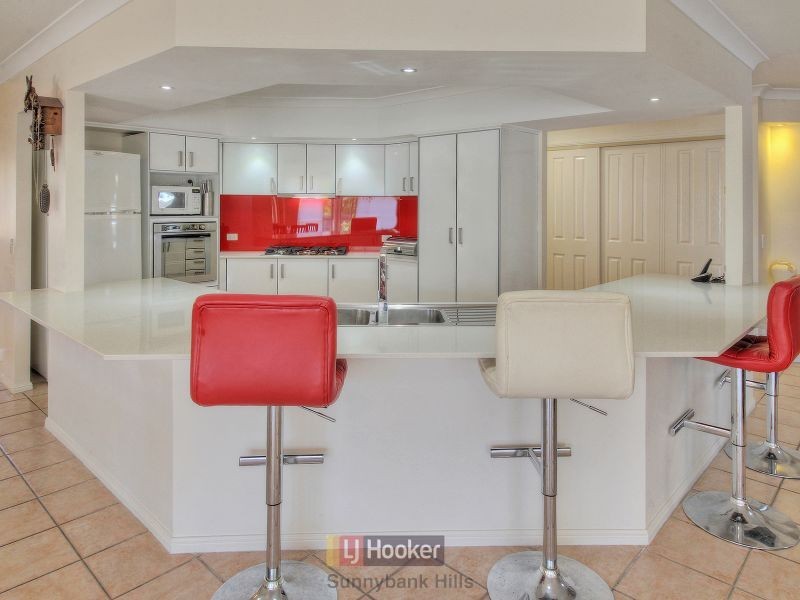 81 Ontario Crescent, Parkinson QLD 4115