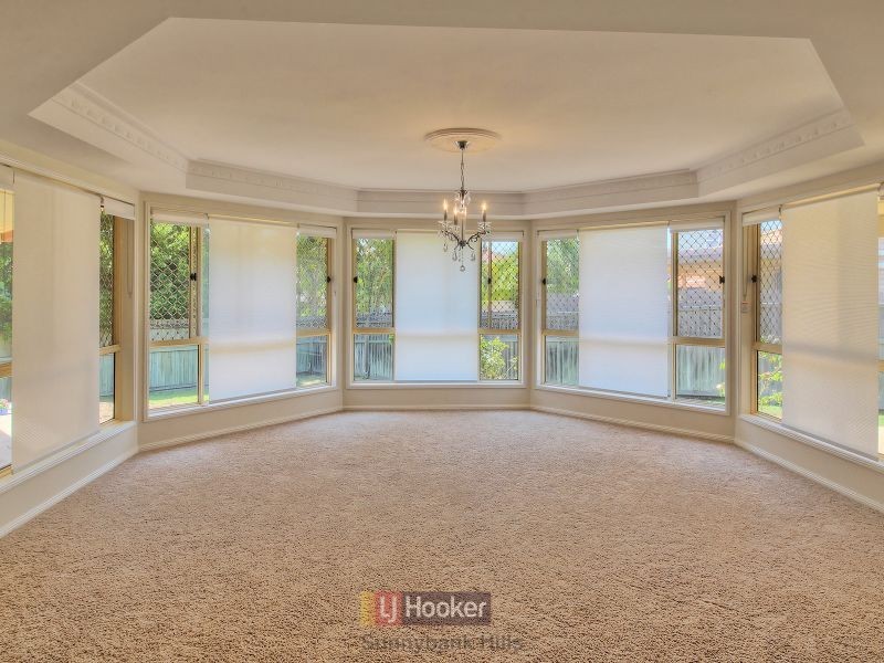 81 Ontario Crescent, Parkinson QLD 4115