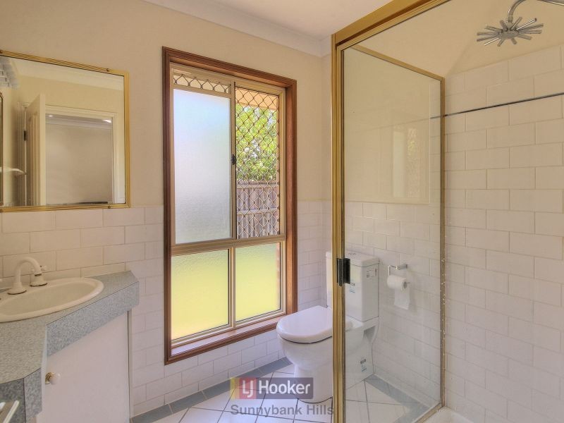 81 Ontario Crescent, Parkinson QLD 4115