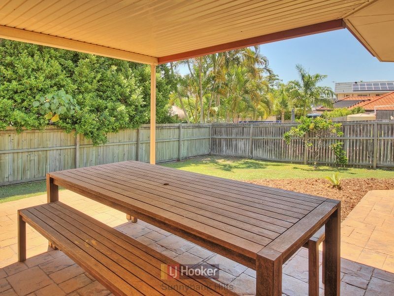 81 Ontario Crescent, Parkinson QLD 4115