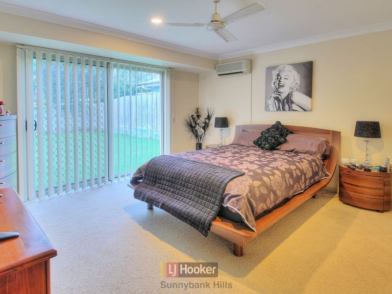 129 Wallum Drive, Parkinson QLD 4115