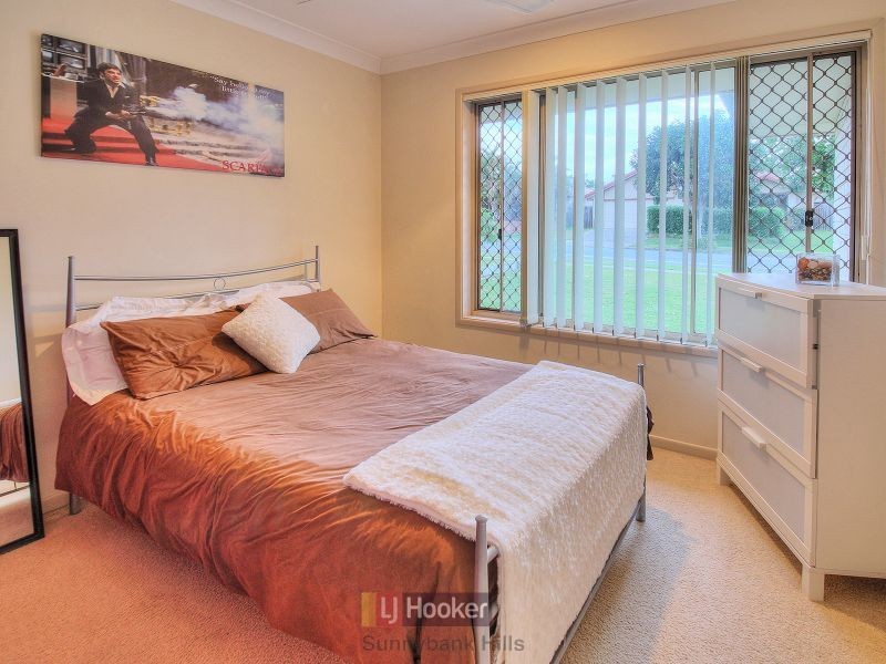 129 Wallum Drive, Parkinson QLD 4115