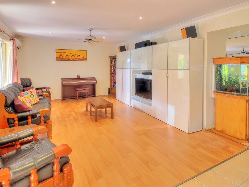 56 Gibraltar Circuit, Parkinson QLD 4115