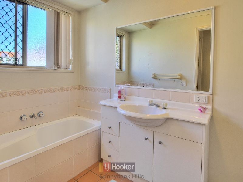 29/8 Manor Street, Eight Mile Plains QLD 4113