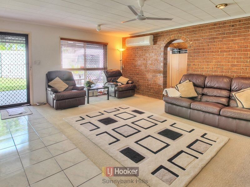 25 Ballater Street, Sunnybank Hills QLD 4109