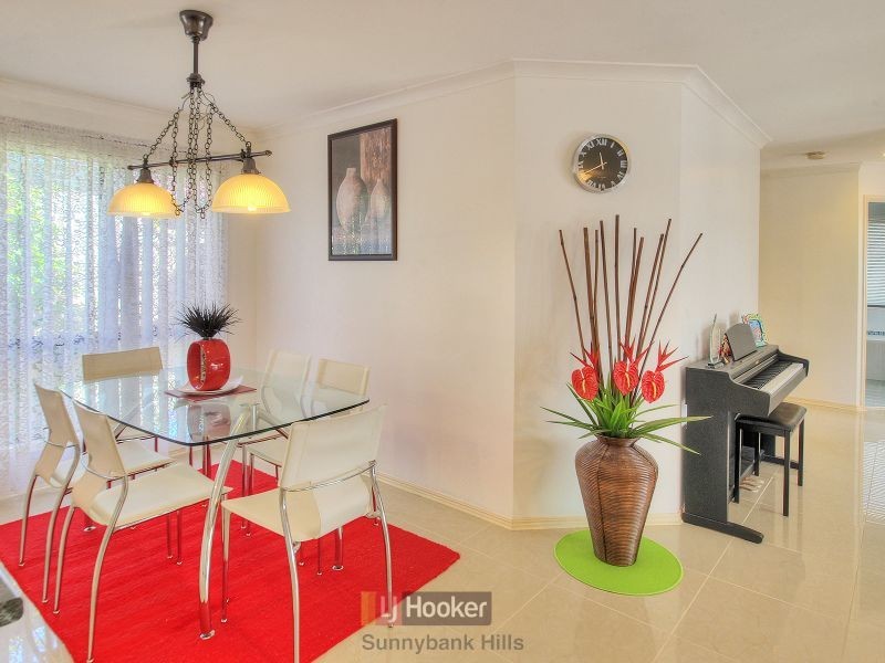 63 Rubicon Crescent, Kuraby QLD 4112