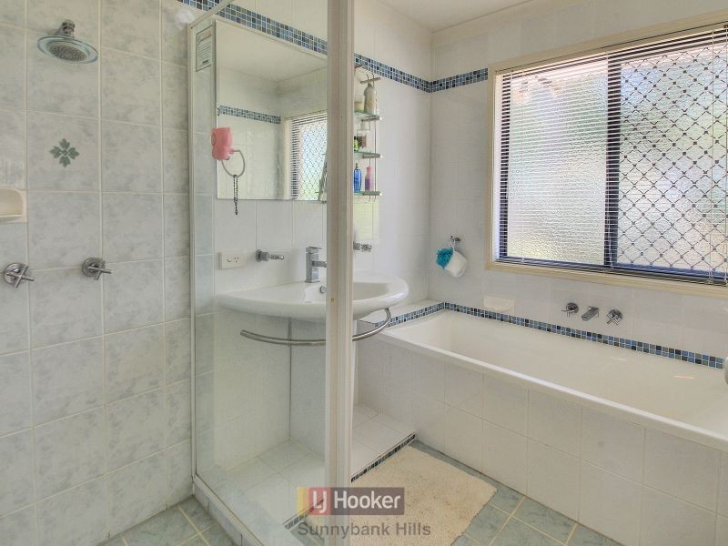 63 Rubicon Crescent, Kuraby QLD 4112