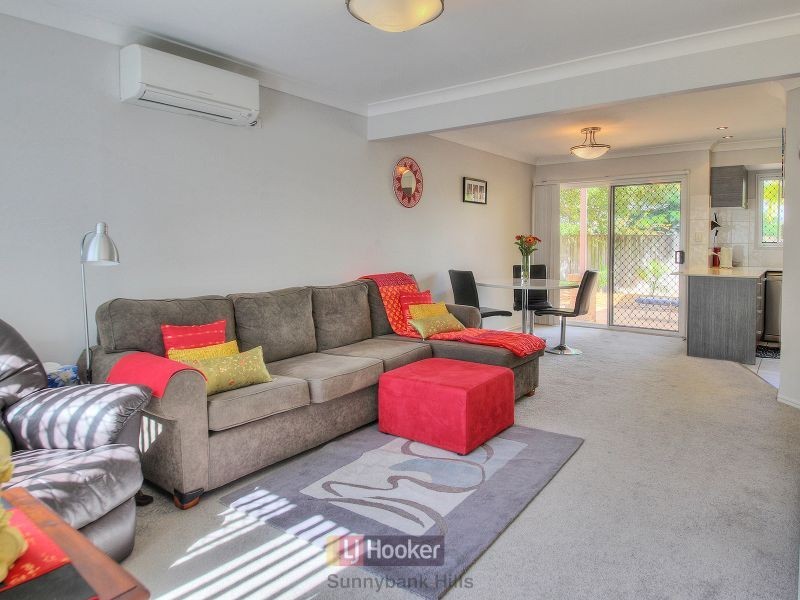 13/18 Swan Lake Crescent, Calamvale QLD 4116