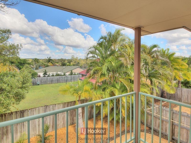 13/18 Swan Lake Crescent, Calamvale QLD 4116