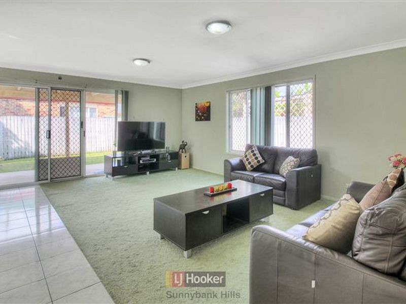 2 Eucalyptus Crescent, Runcorn QLD 4113