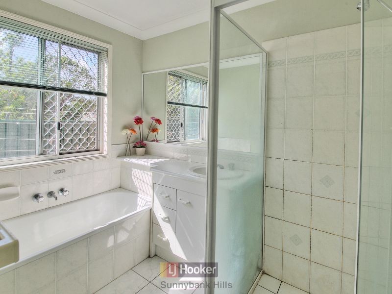 2 Eucalyptus Crescent, Runcorn QLD 4113