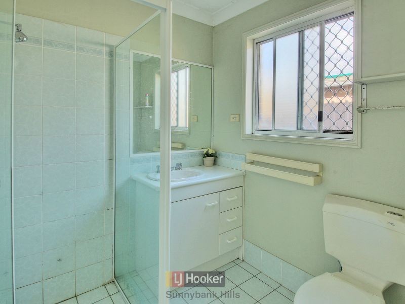 2 Eucalyptus Crescent, Runcorn QLD 4113
