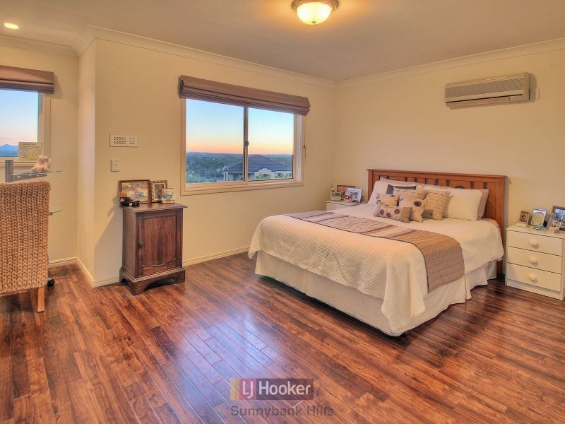 43 Poinciana Crescent, Stretton QLD 4116