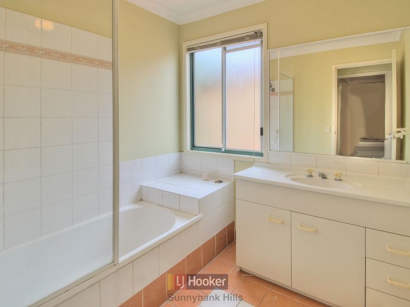 1/6 Samanthas Way, Slacks Creek QLD 4127