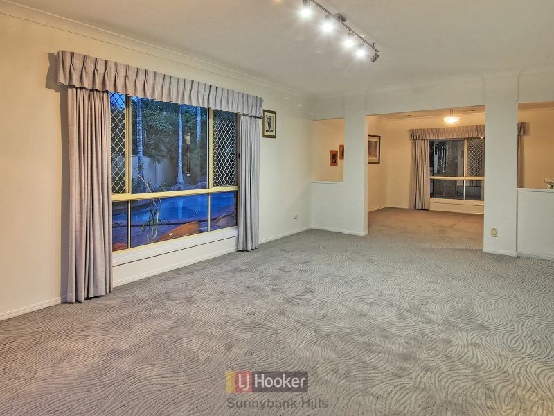 4 Karka Close, Eight Mile Plains QLD 4113