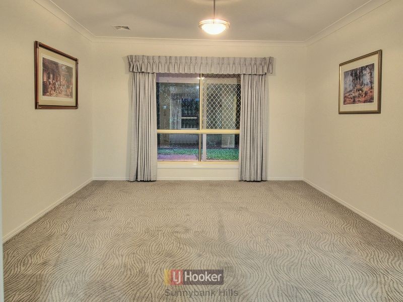 4 Karka Close, Eight Mile Plains QLD 4113