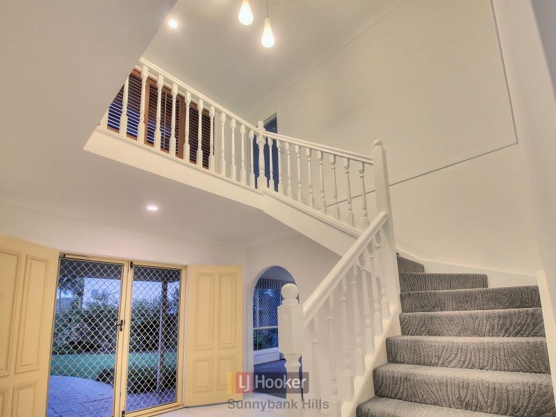 4 Karka Close, Eight Mile Plains QLD 4113